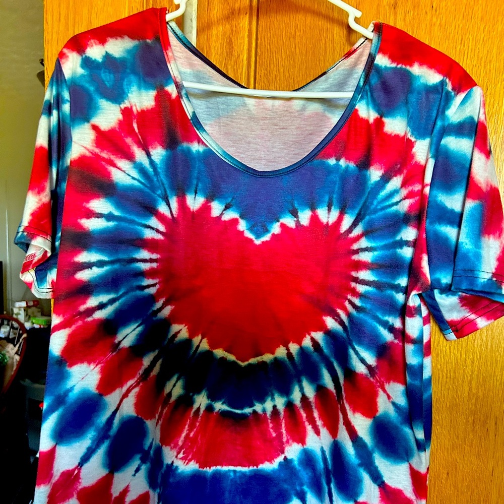 Heart red white blue tie dye tshirt